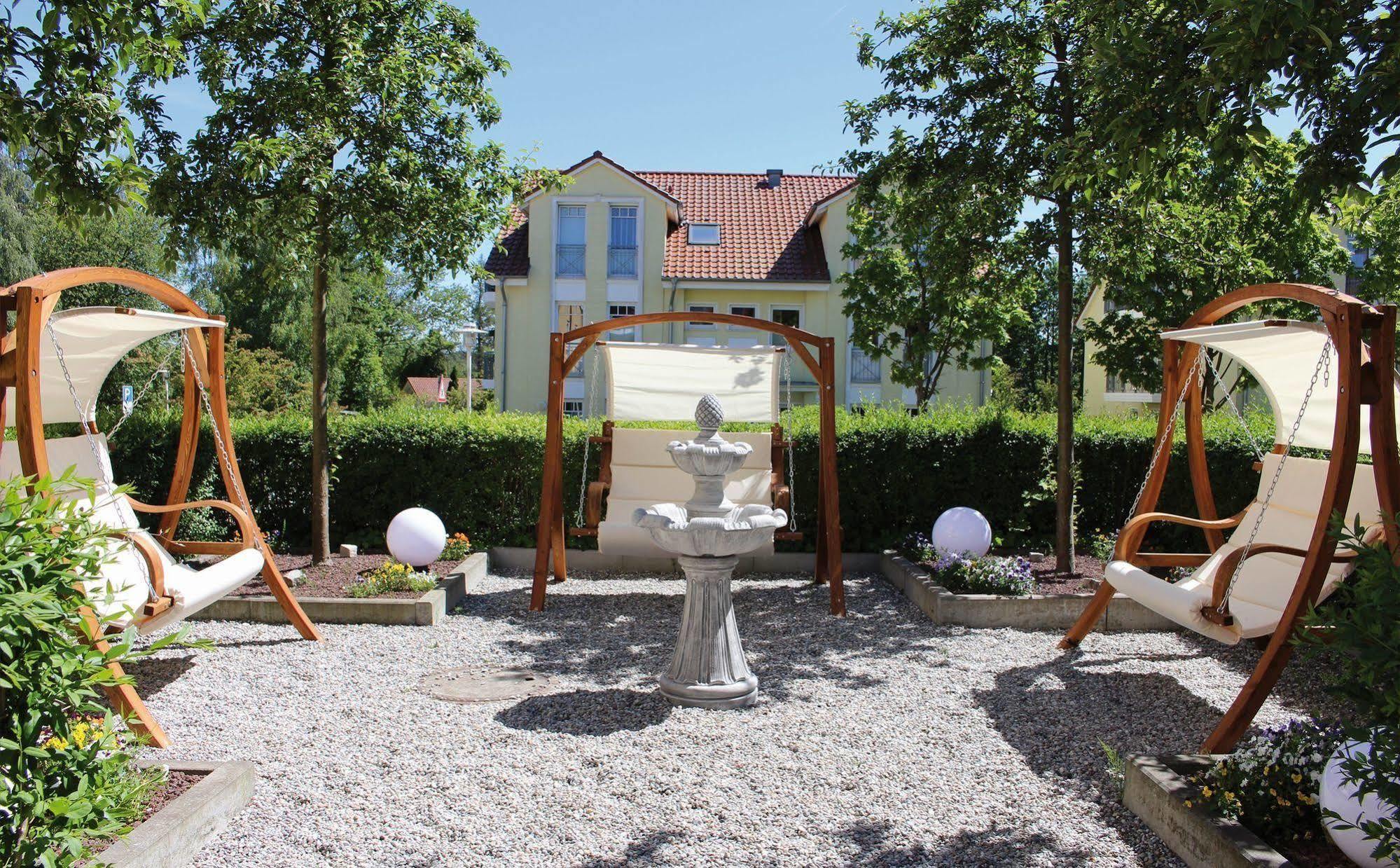 Hotel Zur Post - Ein Rovell Hotel Херингсдорф Екстериор снимка