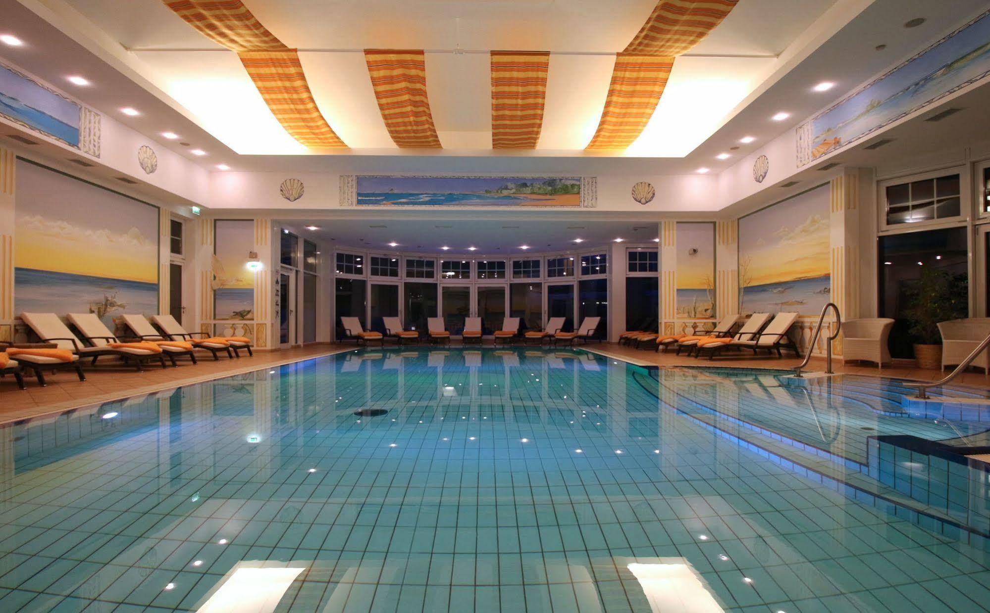 Hotel Zur Post - Ein Rovell Hotel Херингсдорф Екстериор снимка