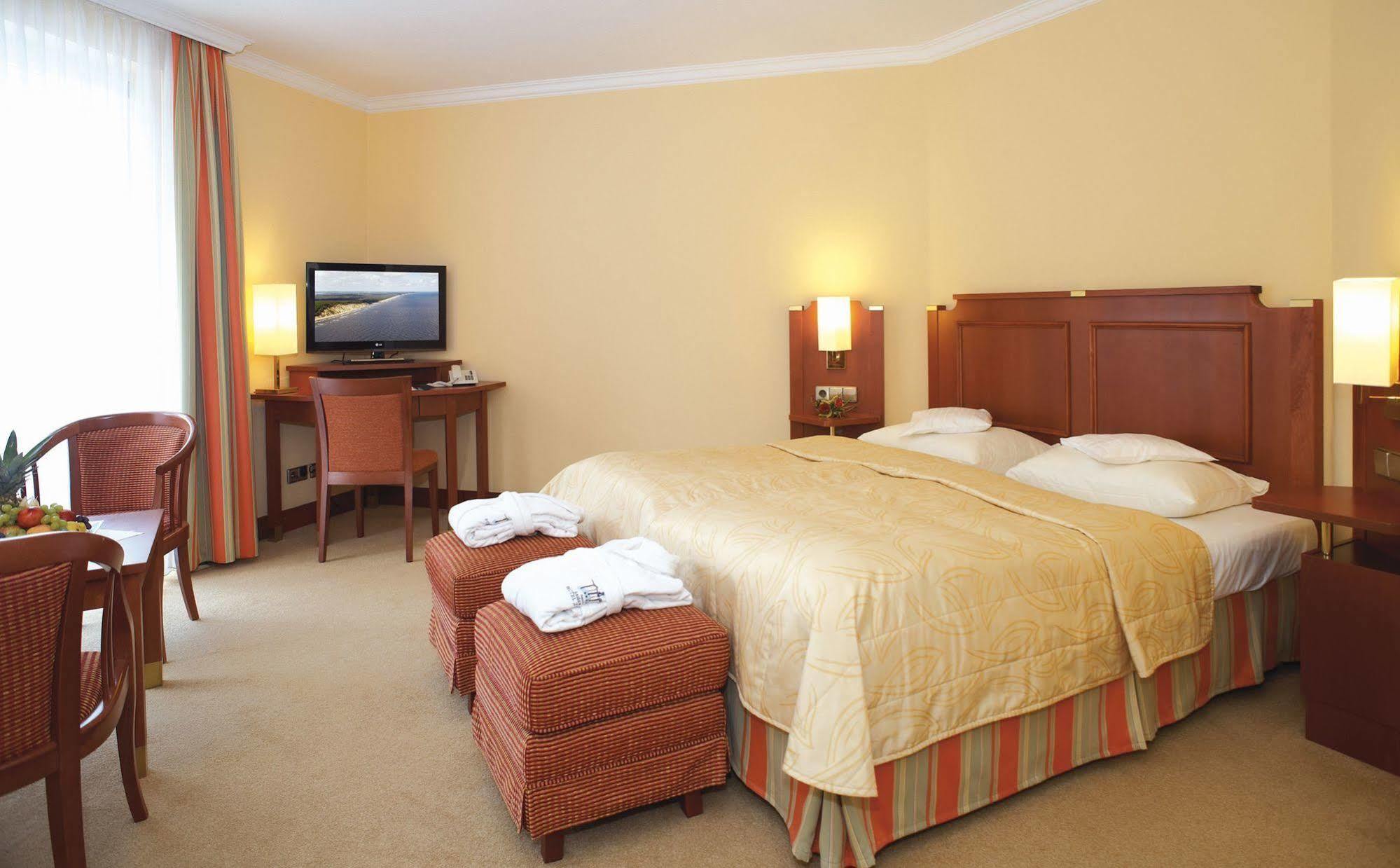 Hotel Zur Post - Ein Rovell Hotel Херингсдорф Екстериор снимка
